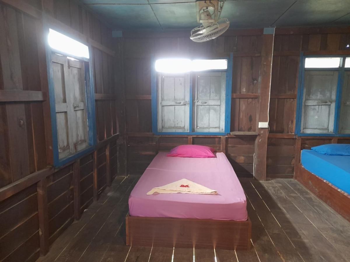 Ta'S Dorm Dondet Albergue Ban Dondét Exterior foto